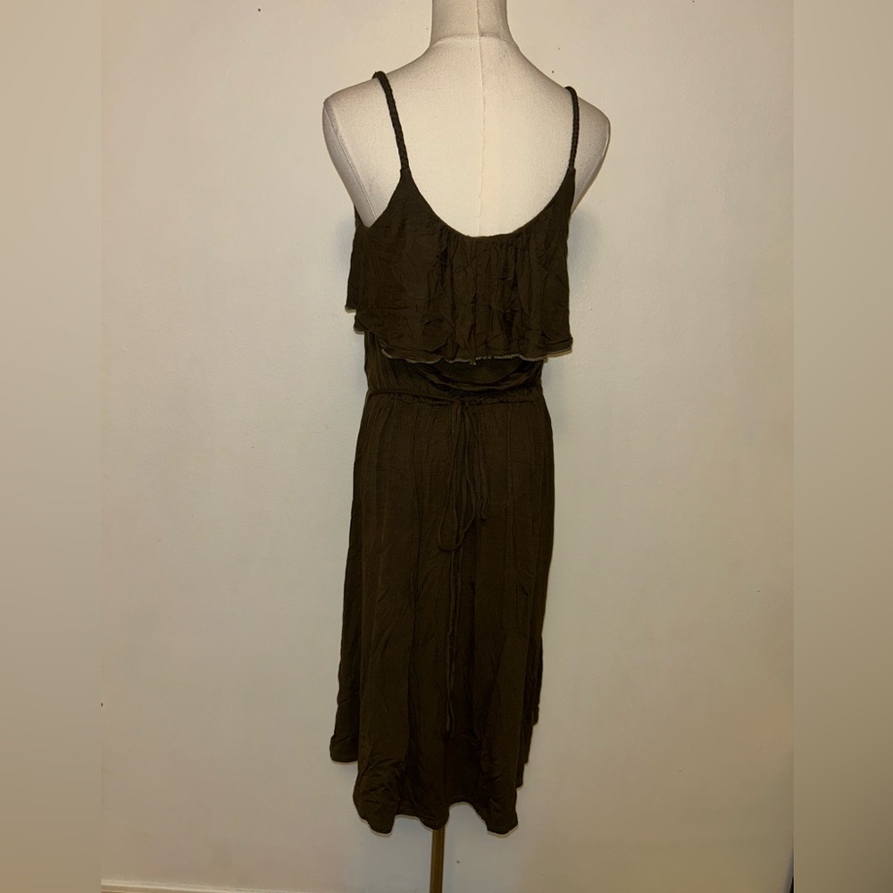 🍂Chelsea & Theodore Ruffle Dress🍂 - Picture 5 of 8